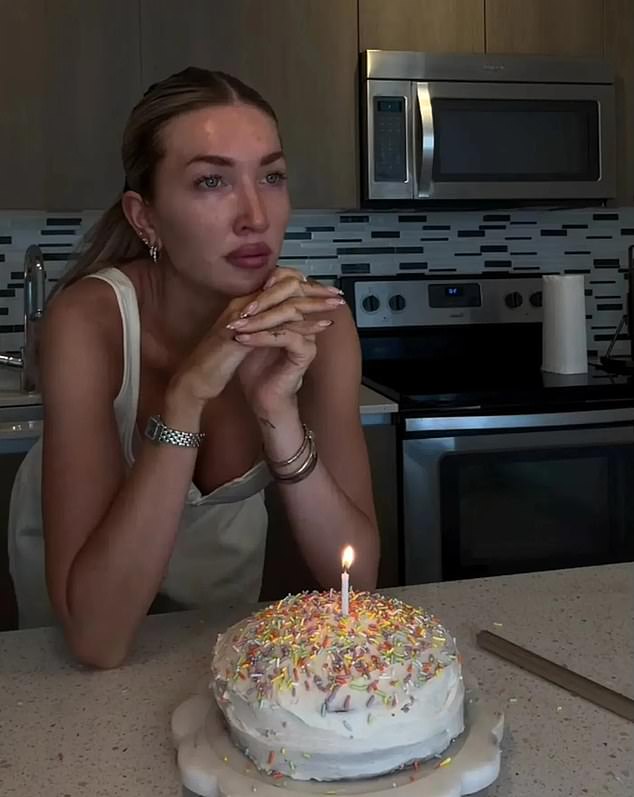 Cassidy baked a birthday cake from scratch to celebrate what would have been Payne's 32nd birthday in August