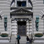 Samsung’s Wild-Looking Tri-Fold Phone Debuts at APEC Summit in South Korea