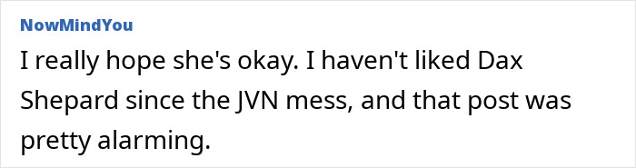 Comment discussing Dax Shepard and Kristen Bell’s toxic marriage and blackout fights shared by an insider online.