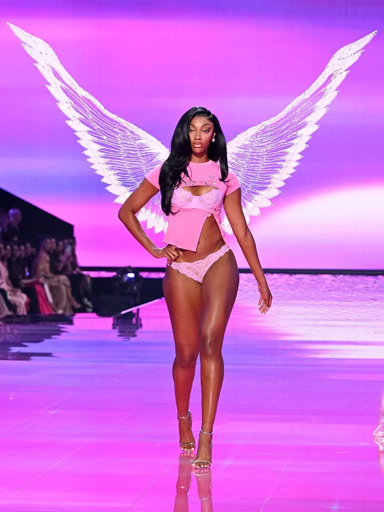 <p>Angel Reese</p>