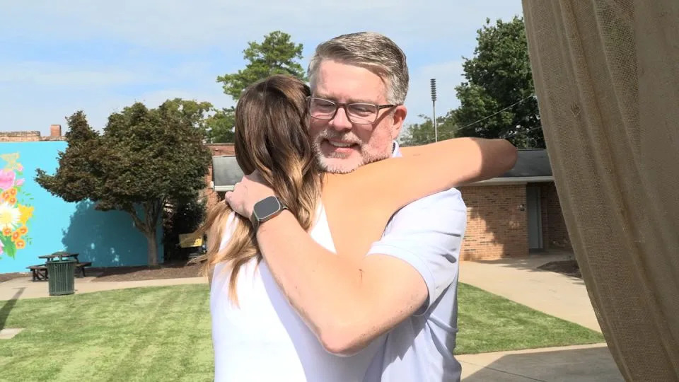 Half-siblings Summer McKesson and Jim Harris met in person for the first time on October 8. - CNN