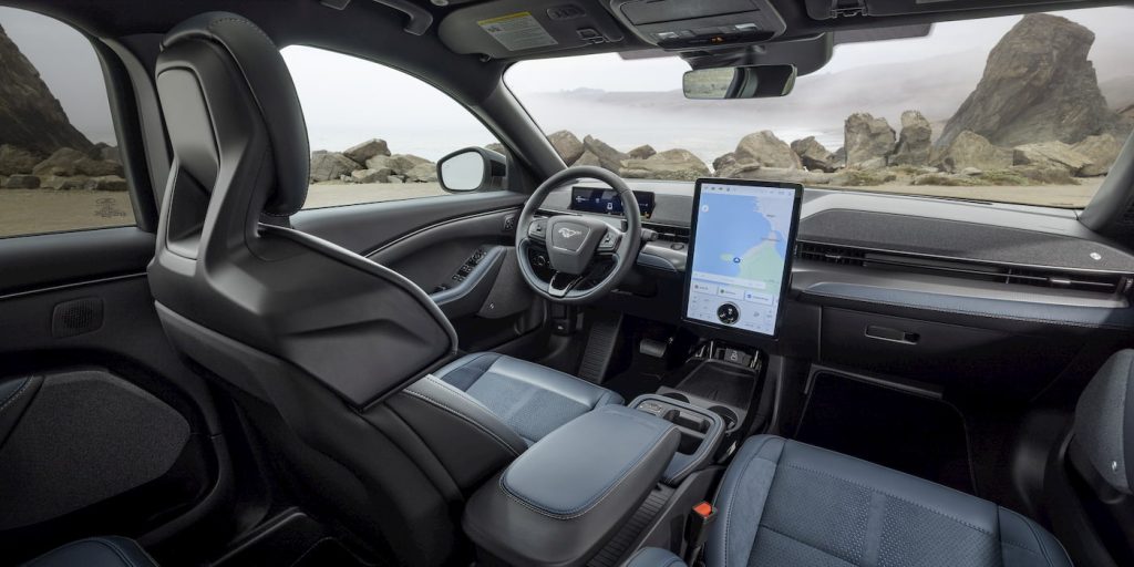 Ford-Mustang-Mach-E-California-Special-interior