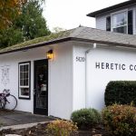 Everyone thinks AI is replacing factory workers, but Amazon’s layoffs show it’s coming for middle management first