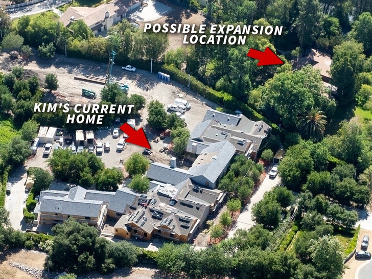 KIM KARDASHIAN Possible Expansion Location backgrid