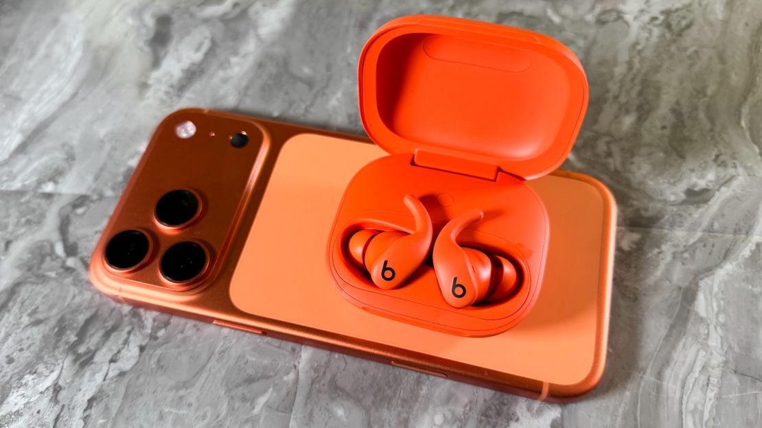powerbeats fit review cnnu 9.jpg