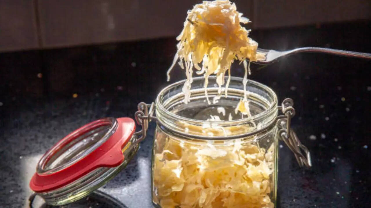 Image credits: Getty Images Sauerkraut and fermented pickles