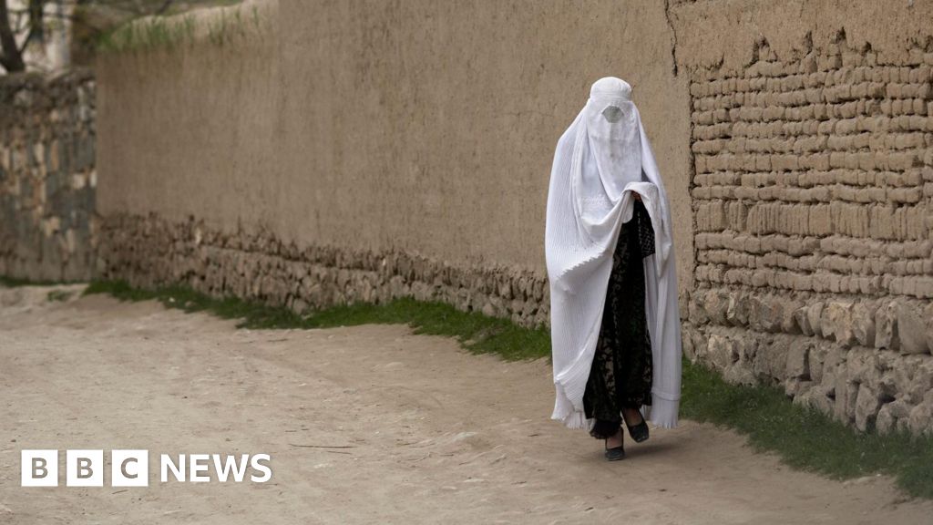  Taliban orders women to wear burkas to access hospitals, MSF says