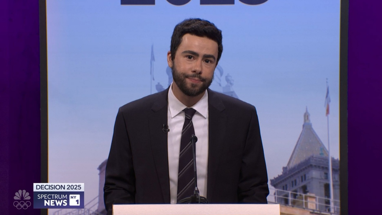  SNL Hosts NYC Mayoral Debate With Miles Teller, Ramy Youssef, Shane Gillis