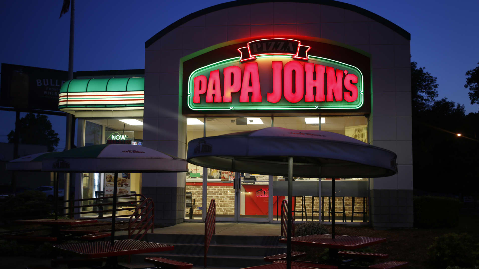  Papa John’s stock falls on report Apollo withdrew take private deal