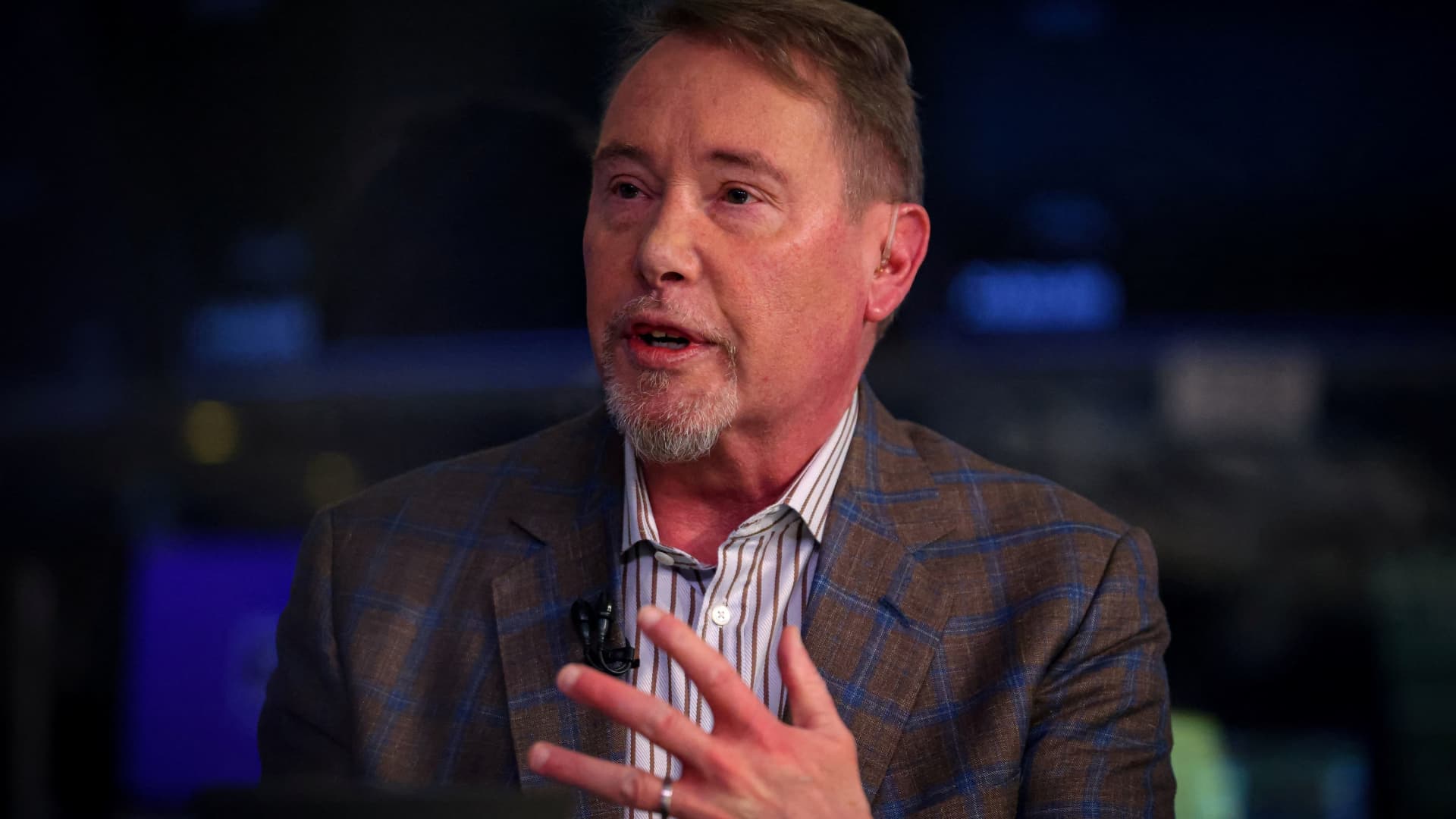  Gundlach sees one of the ‘least healthy’ stock markets of his career