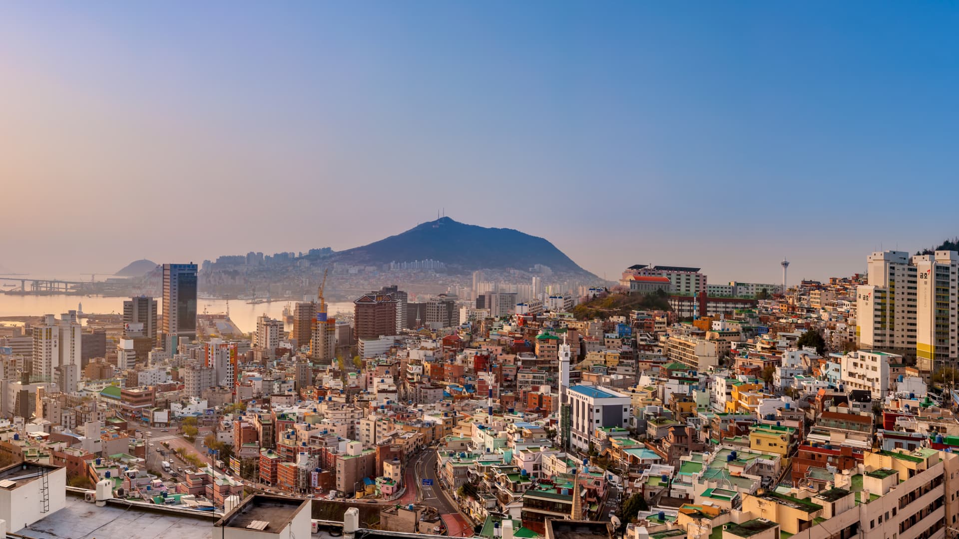  China inflation data, AI valuations