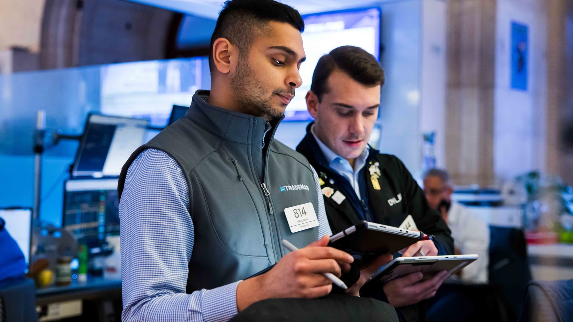  Stock market today: Live updates