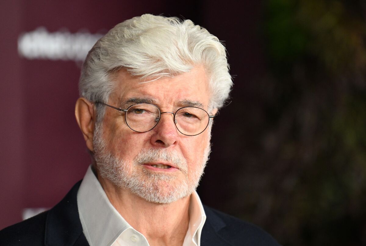  Hollywood Filmmaker George Lucas Buys £40 Million London Mansion