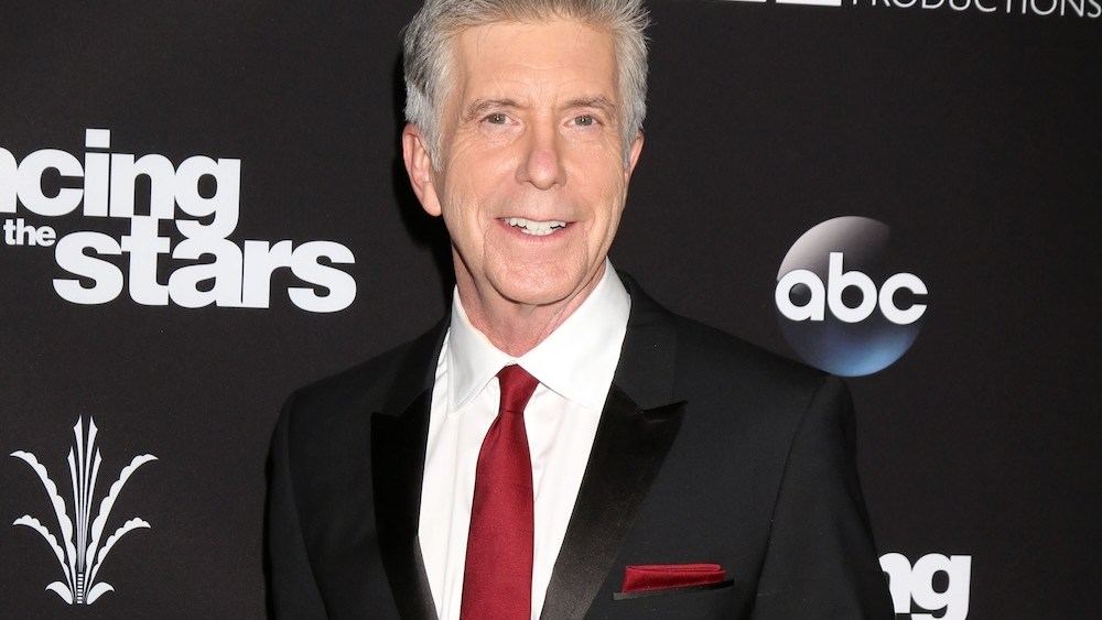  Tom Bergeron to Return to ‘Dancing With the Stars’ for 20th Anniversary