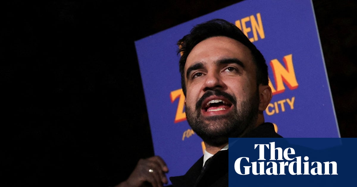  Trump threatens to cut funds if ‘communist’ Mamdani wins mayoral election | Donald Trump