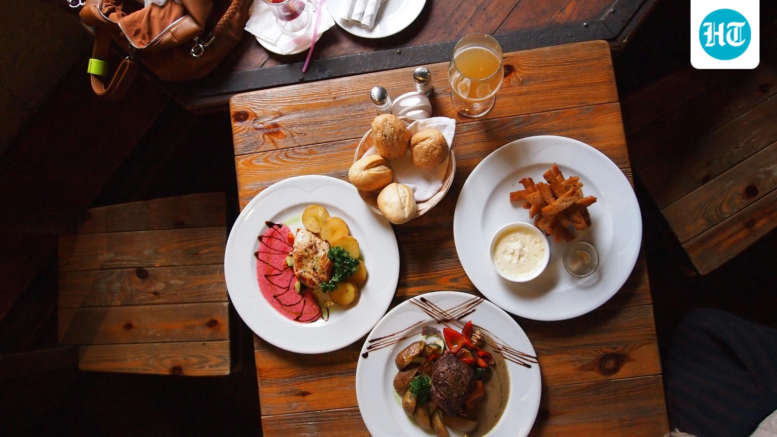  Fortis gastroenterologist warns about the dangers of frequent late-night dinners: ‘Increases the risk of blood…’