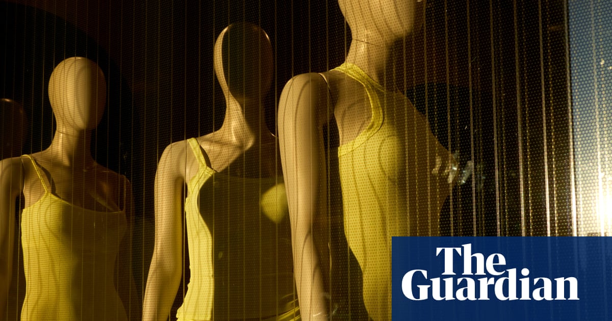  Kim Kardashian’s Skims valued at $5bn after raising new funding | Kim Kardashian