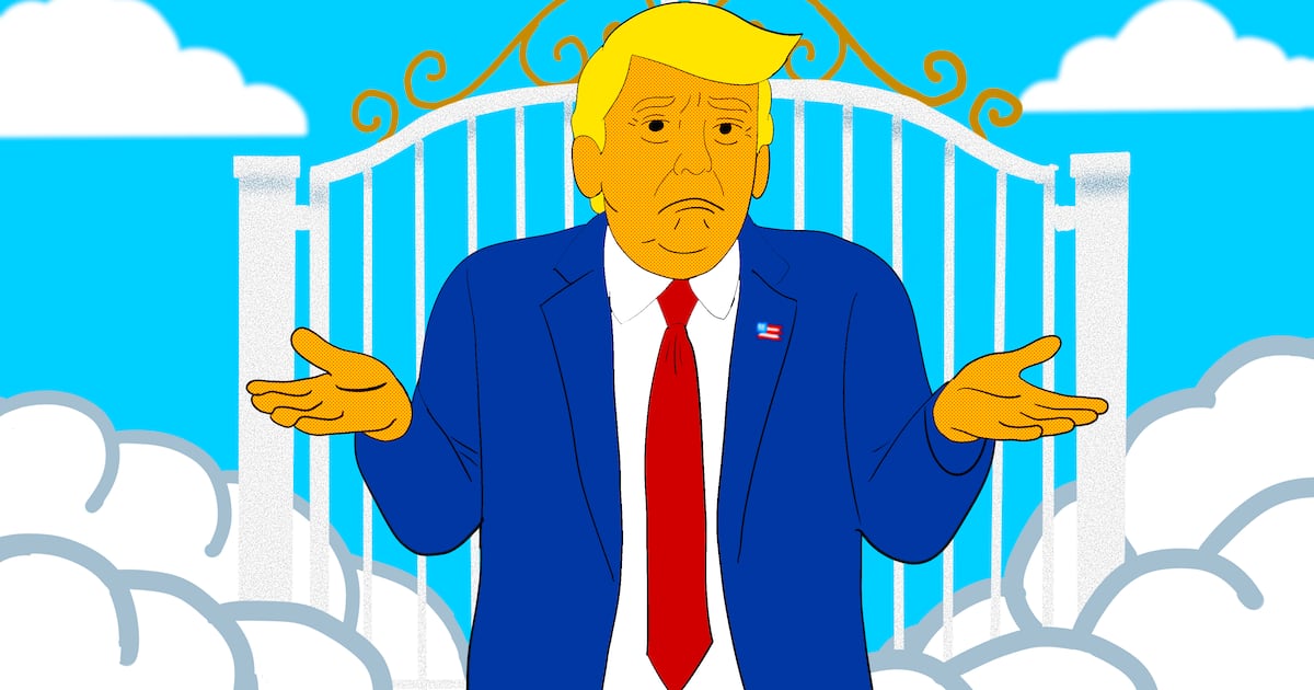  Donald Trump, 79, Crashes Wedding to Ramble About Heaven