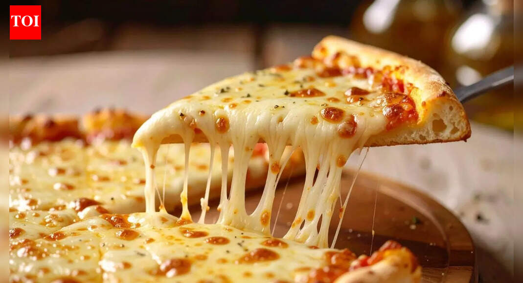  Cheese consumption and dementia risk: What your weekly cheese habit may reveal about future brain health |