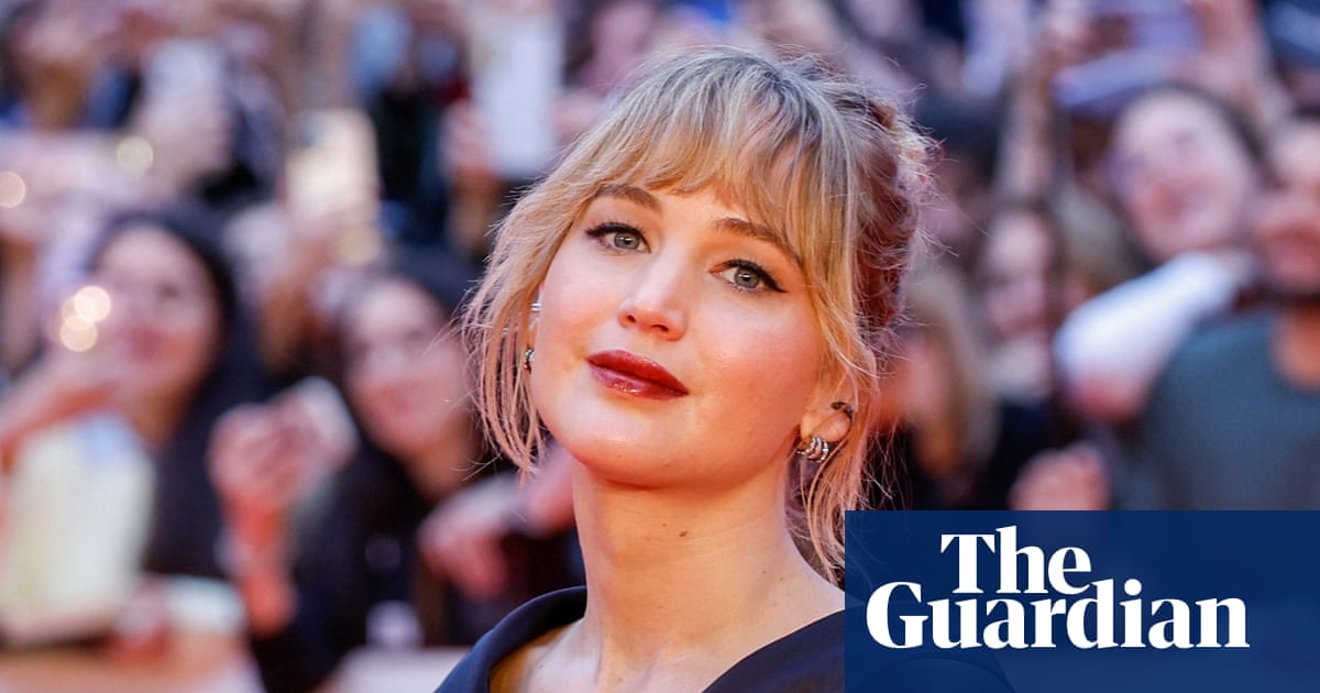  Jennifer Lawrence says speaking about Trump would ‘add fuel to a fire that’s ripping the country apart’ | Jennifer Lawrence