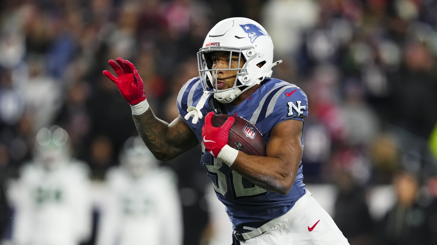  2025 Week 12 Fantasy Football Rankings: RB