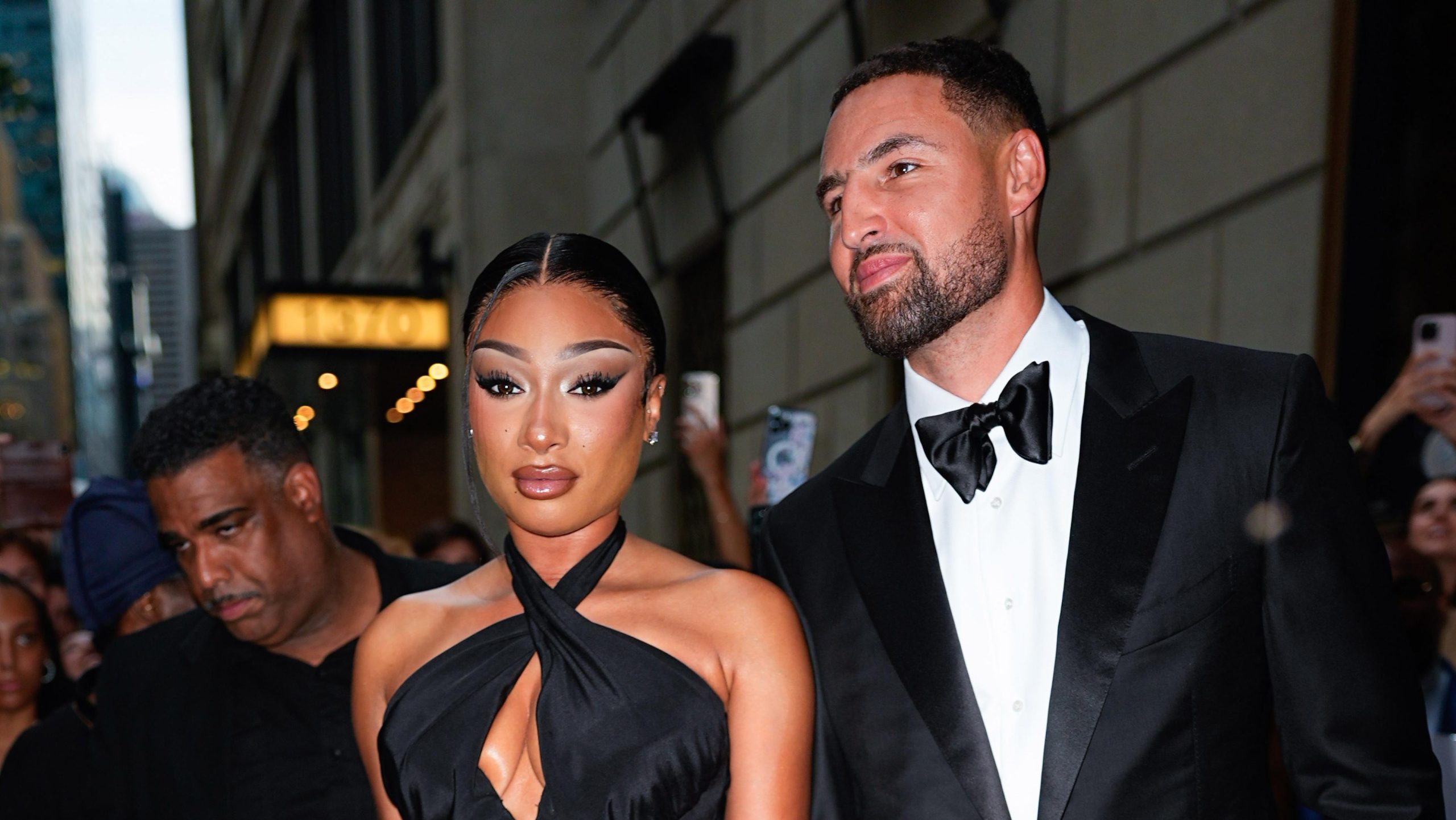  Megan Thee Stallion Cooked Thanksgiving Dinner for Klay Thompson, Posts Video of Meal