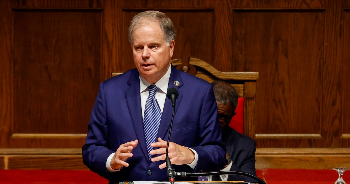  Former Sen. Doug Jones launches Democratic bid for Alabama governor