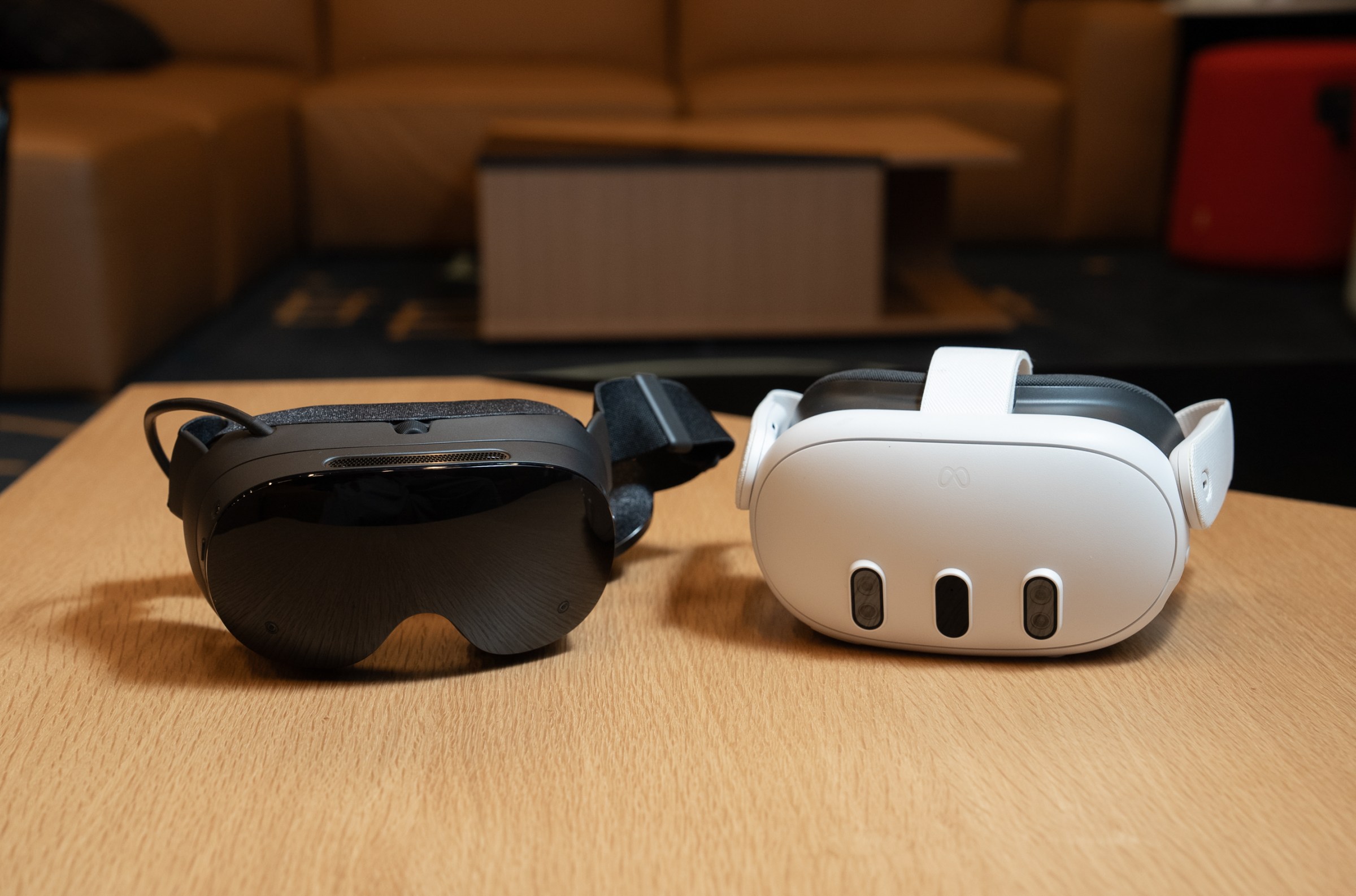 The Frame compared to a Meta Quest 3 that we brought to Valve’s headquarters.