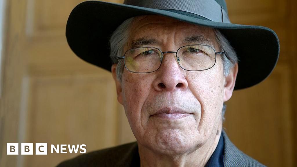  Author of Inconvenient Indian discovers he has no indigenous roots