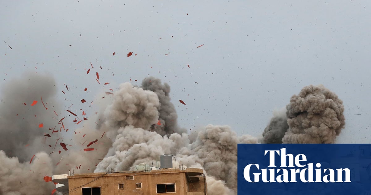  Israel carries out wave of airstrikes on southern Lebanon | Lebanon