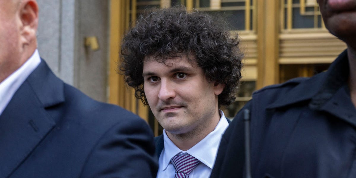  Sam Bankman-Fried: Court Weighs If Testimony Preview Warrants Retrial