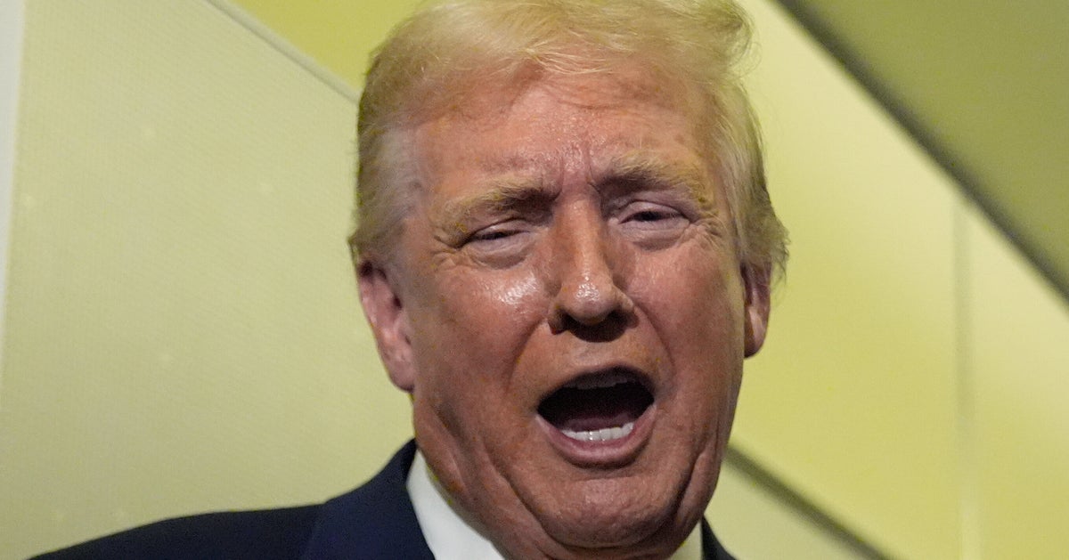  Ex-Trump Official Exposes GOP’s True View Of Trump And… Yikes