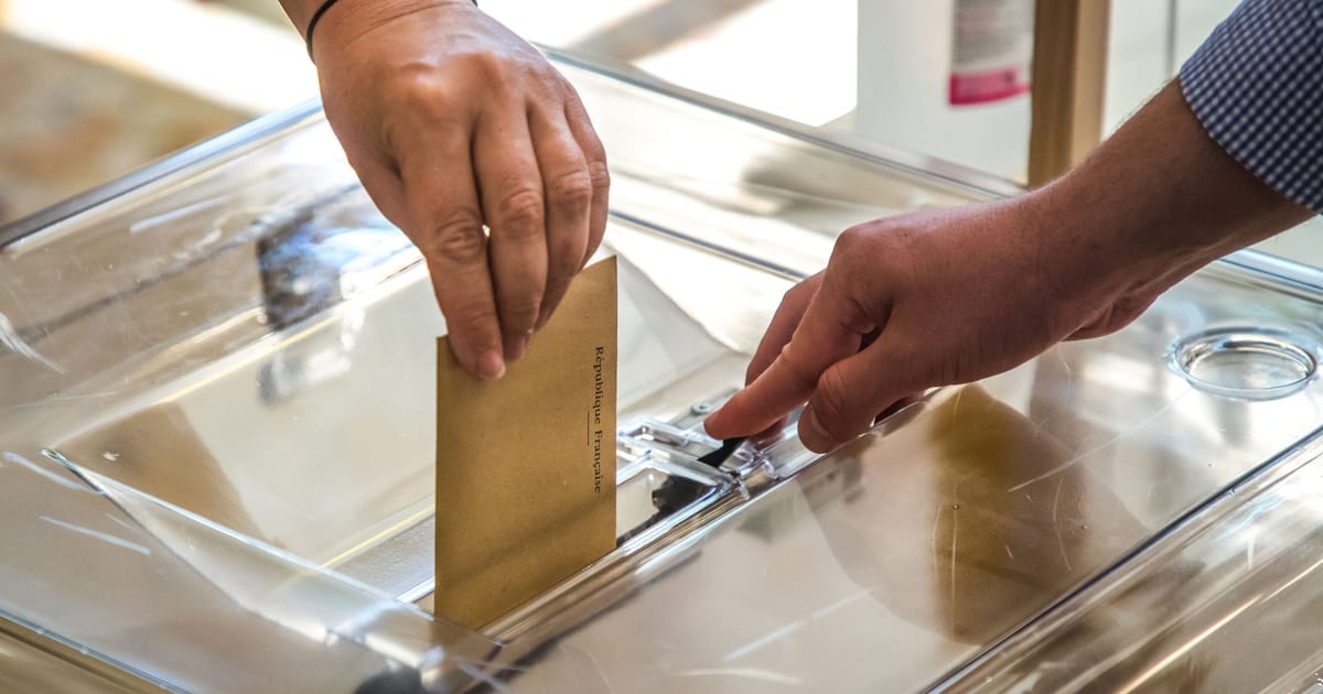  Nearly half of Western voters think democracy is broken, international poll finds  – POLITICO