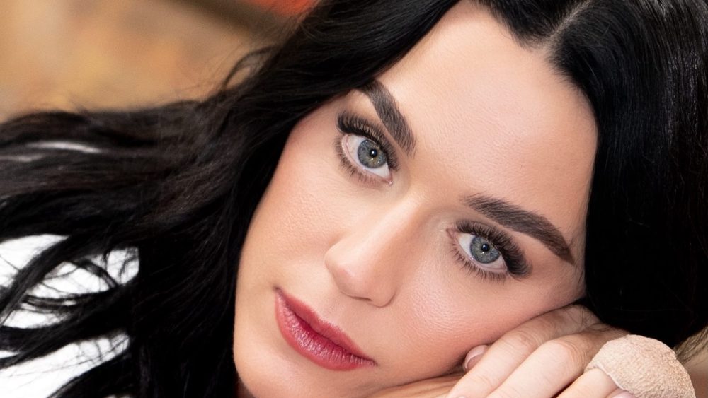  Katy Perry Releases New Single ‘Bandaids’
