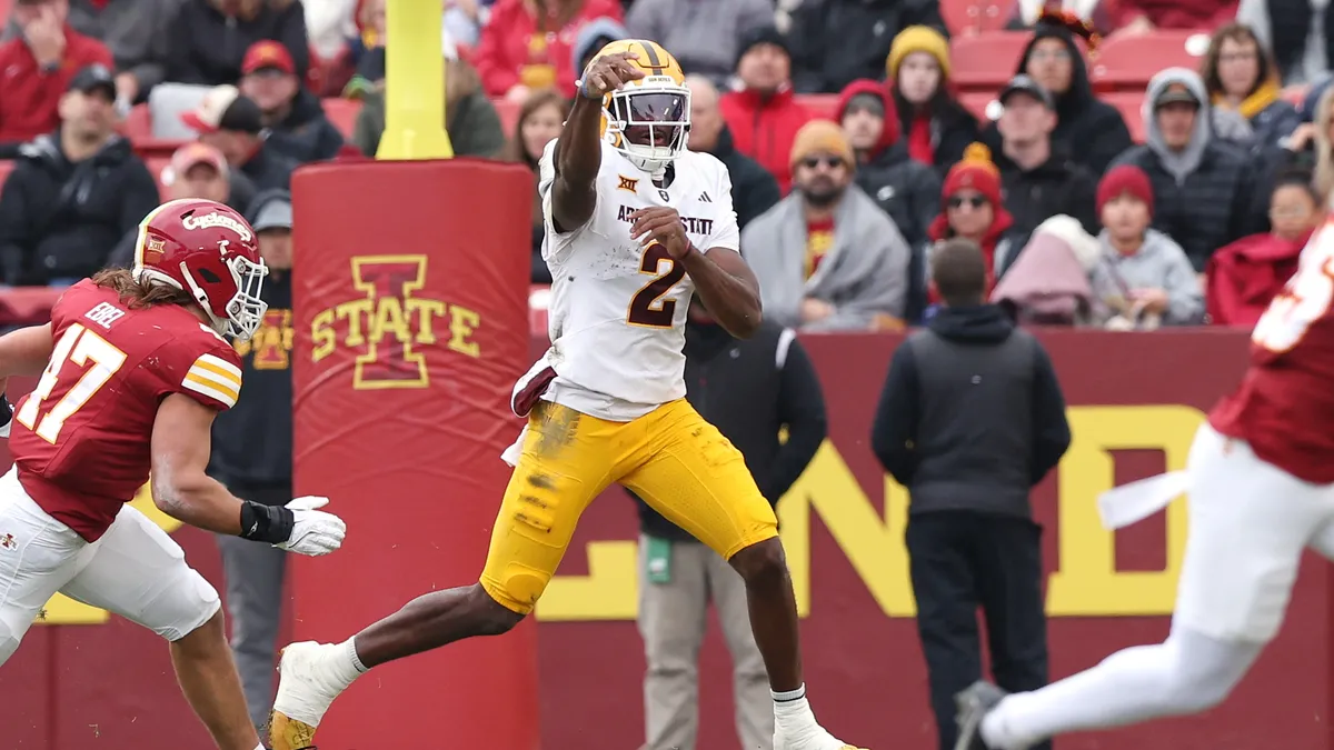  ASU football upsets Iowa State with record performance from Jeff Sims