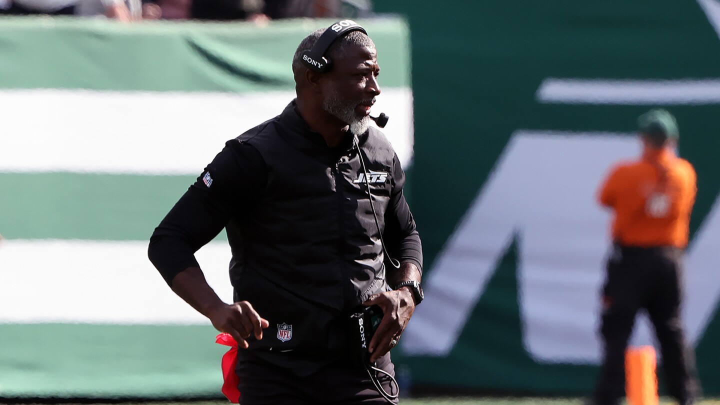  Aaron Glenn: “I’m going to pass on” discussing Jets injuries