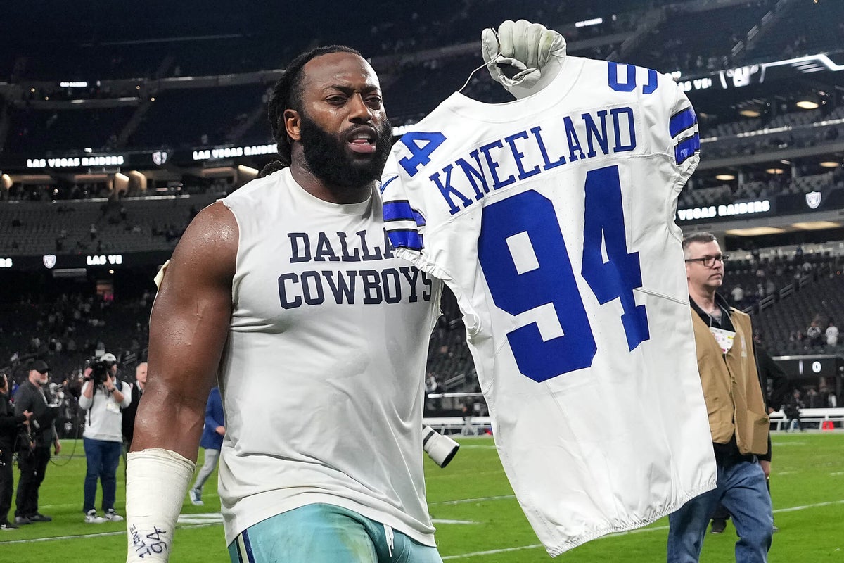  After tragedy, the grieving Cowboys focused on football. Then their emotions poured out