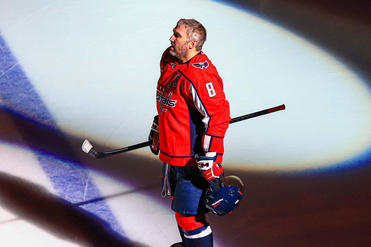  Alex Ovechkin becomes sixth oldest player in NHL history to score a hat trick