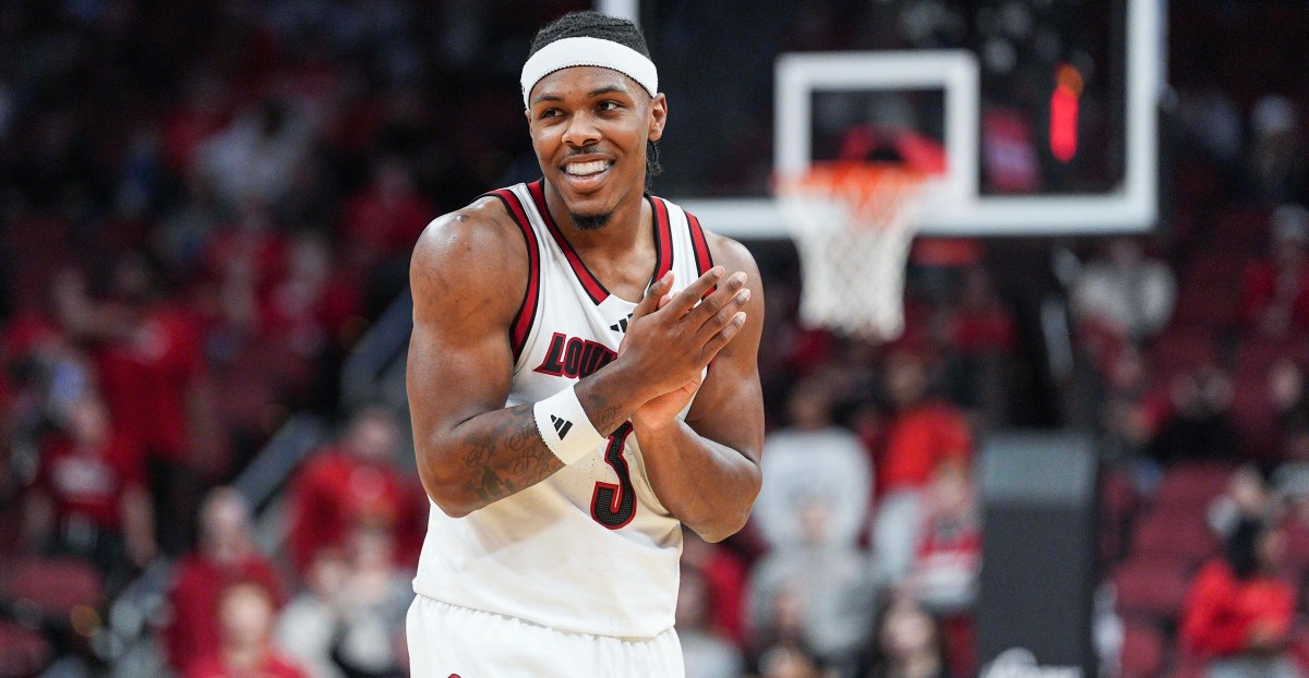  Conwell’s 32 points lead Louisville past NJIT, 104-47