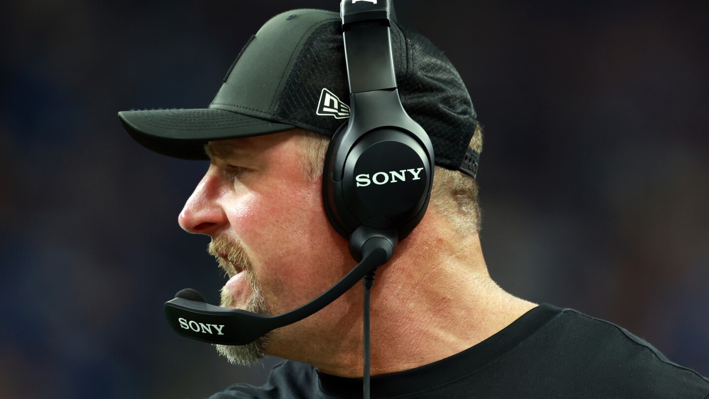  Dan Campbell on keeping tush push legal: I’m a purist, it’s on everybody else to stop it