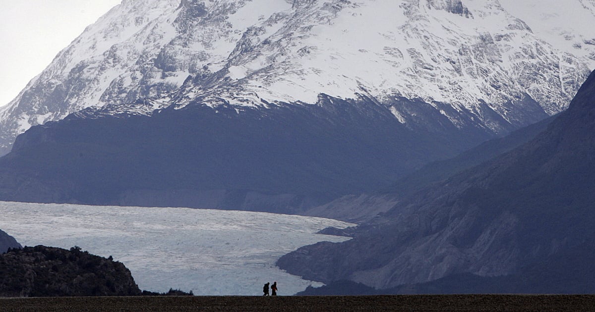  Five Tourists Killed During Extreme Blizzard at National Park