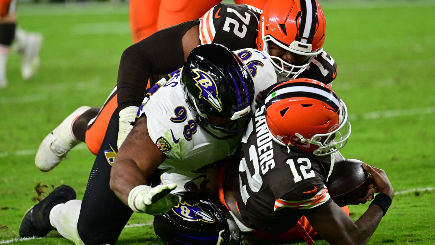  Fantasy Football Defense (DST) Week 12 Rankings and Streamers