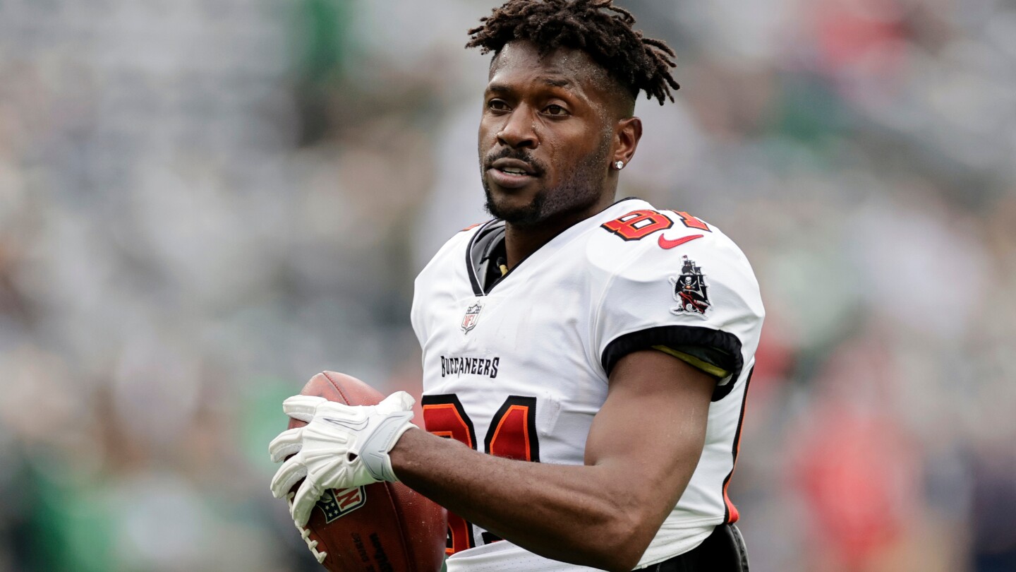  Former NFL star Antonio Brown arrested on attempted murder charge following shooting in May