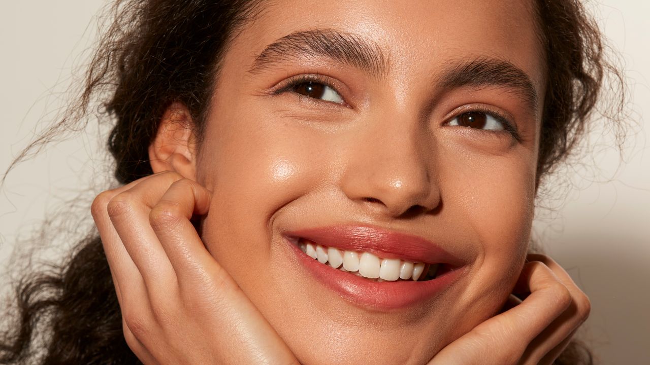  What to Eat for Younger-Looking Skin, Backed by Science