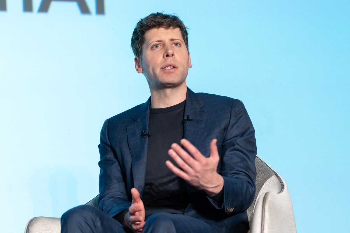  Sam Altman says OpenAI has $20B ARR and about $1.4 trillion in data center commitments