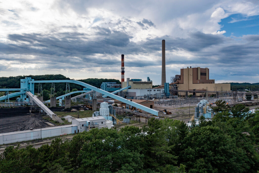  Trump’s Order to Keep Michigan Coal Plant Running Has Cost $80 Million So Far