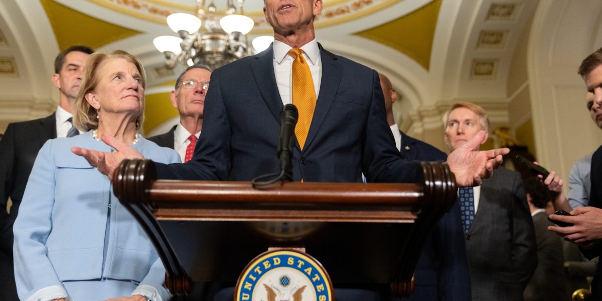  The government shutdown won’t be completely recouped—and it could cost the economy up to $14 billion, estimates say