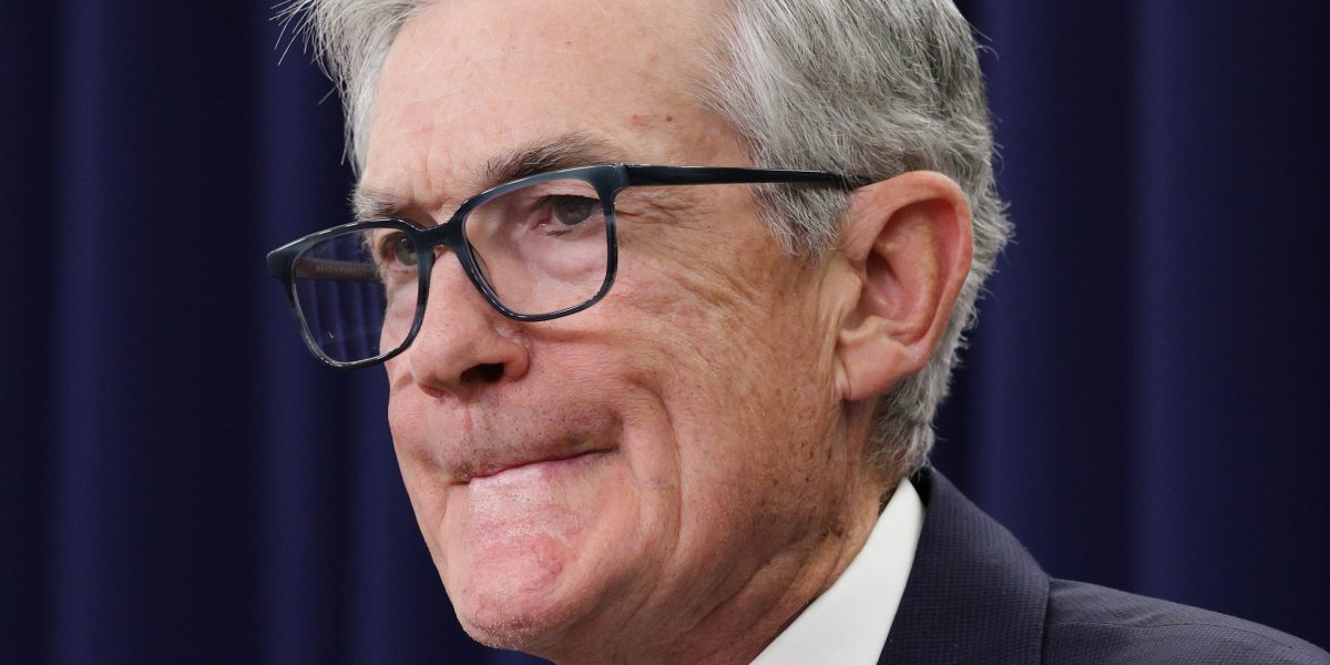  FOMC notes show Powell facing a divided Fed as odds of interest cut falls