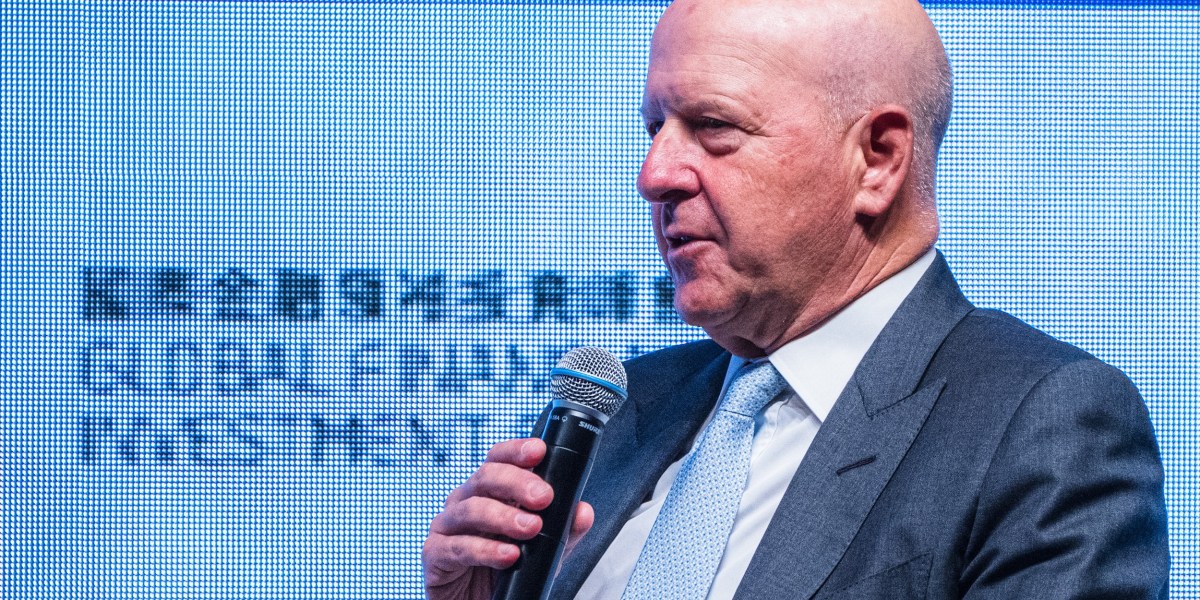  Goldman and Morgan Stanley CEOs predict corrections of up to 20%, sparking global selloff