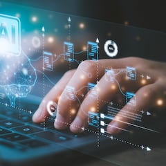 Internet addict shares heartbreaking stories of losing control of her life: “It just felt like this kind of living nightmare” 